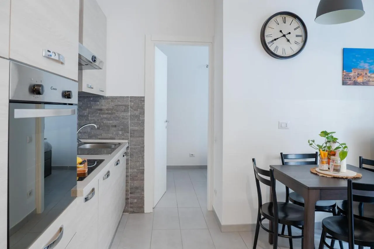 Апартаменты Casa Julia - Milano, Via P. Nuvolone - By Host4U